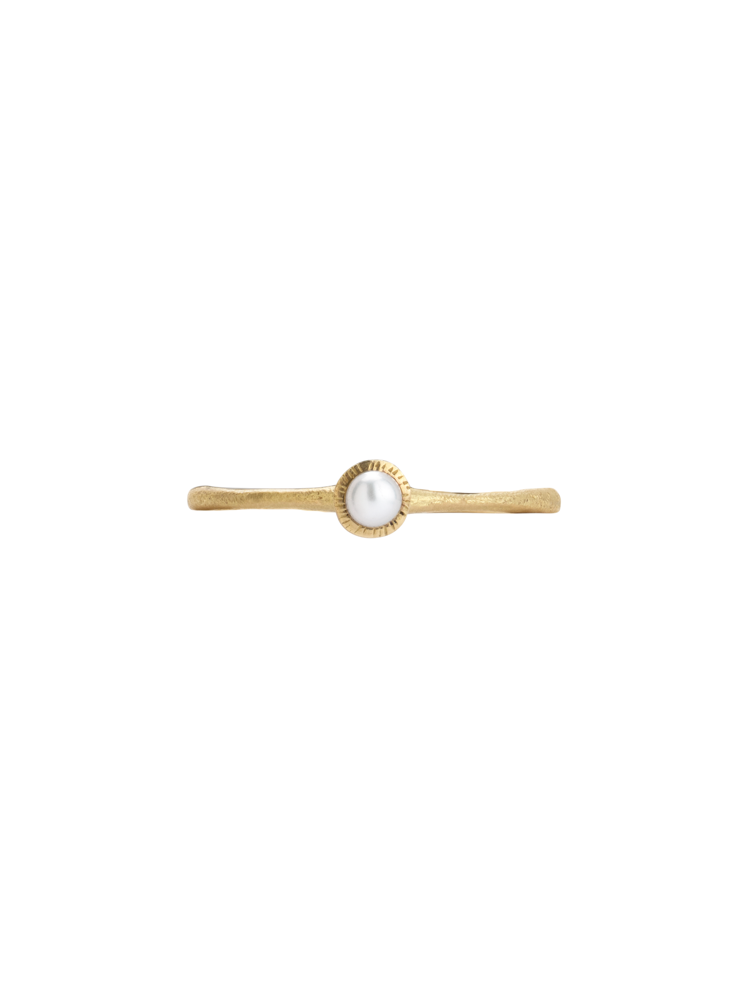Pearl raised circle solitaire ring (Refurbished)